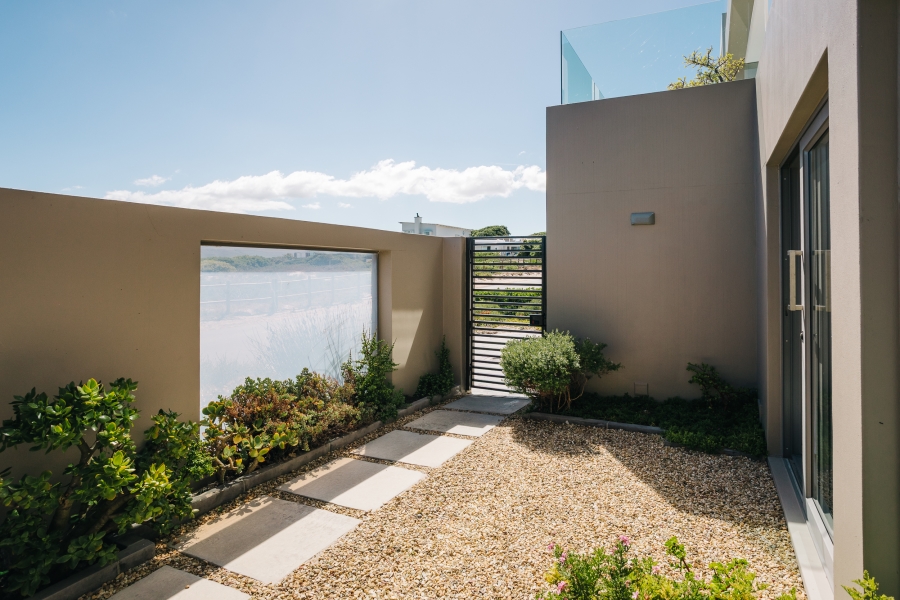 4 Bedroom Property for Sale in Kommetjie Western Cape